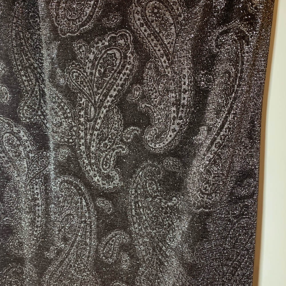Ever Beauty Shimmering Paisley Maxi Dress. Embellished Gray/Silver. Size 10 - Picture 6 of 10